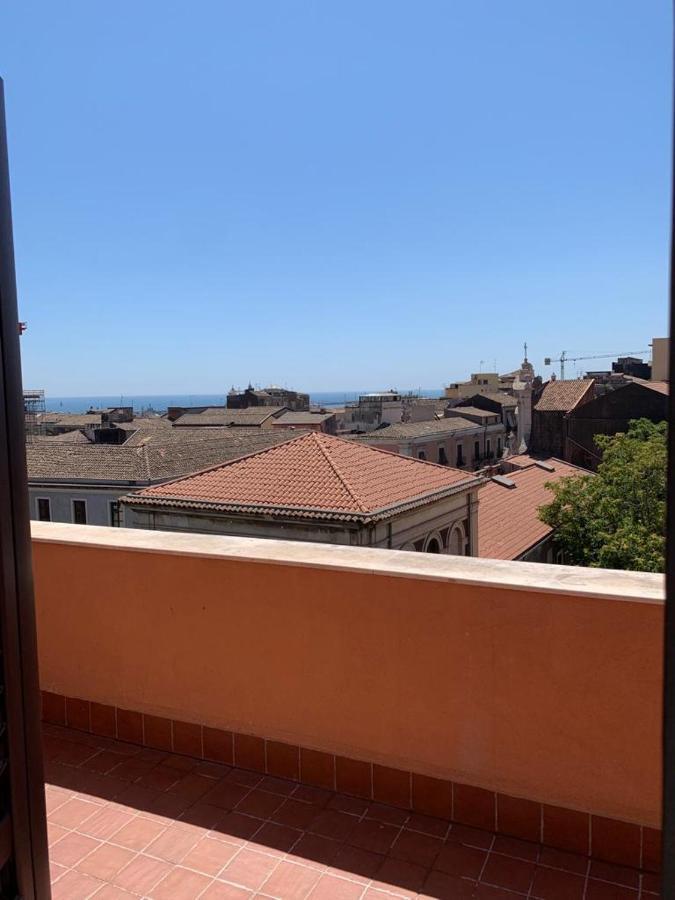 Donna Luisa-Catania Charming Apartment Екстериор снимка