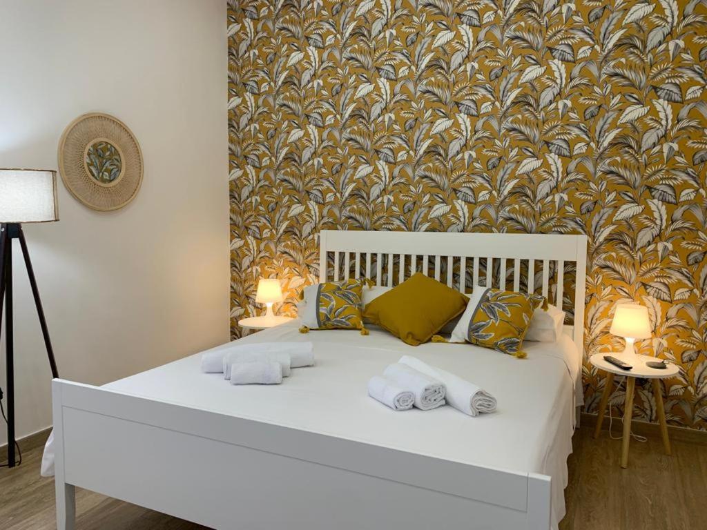 Donna Luisa-Catania Charming Apartment Екстериор снимка