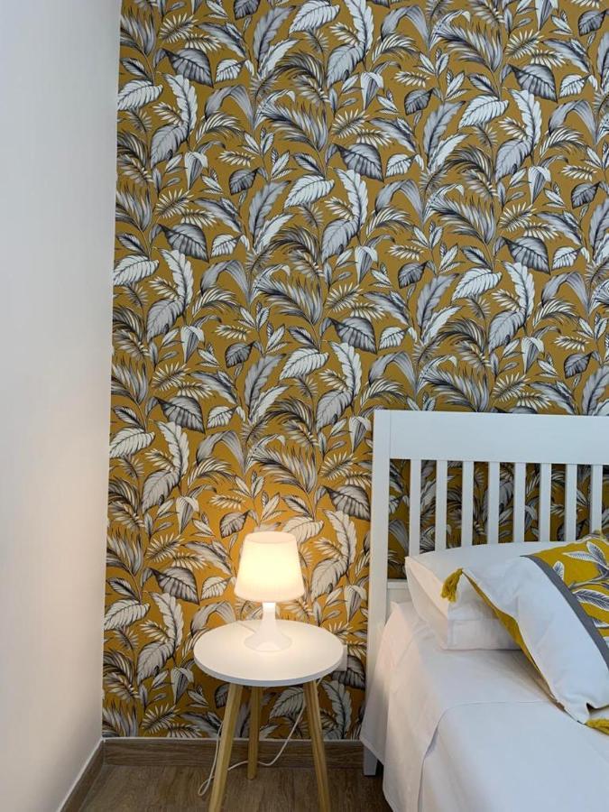 Donna Luisa-Catania Charming Apartment Екстериор снимка