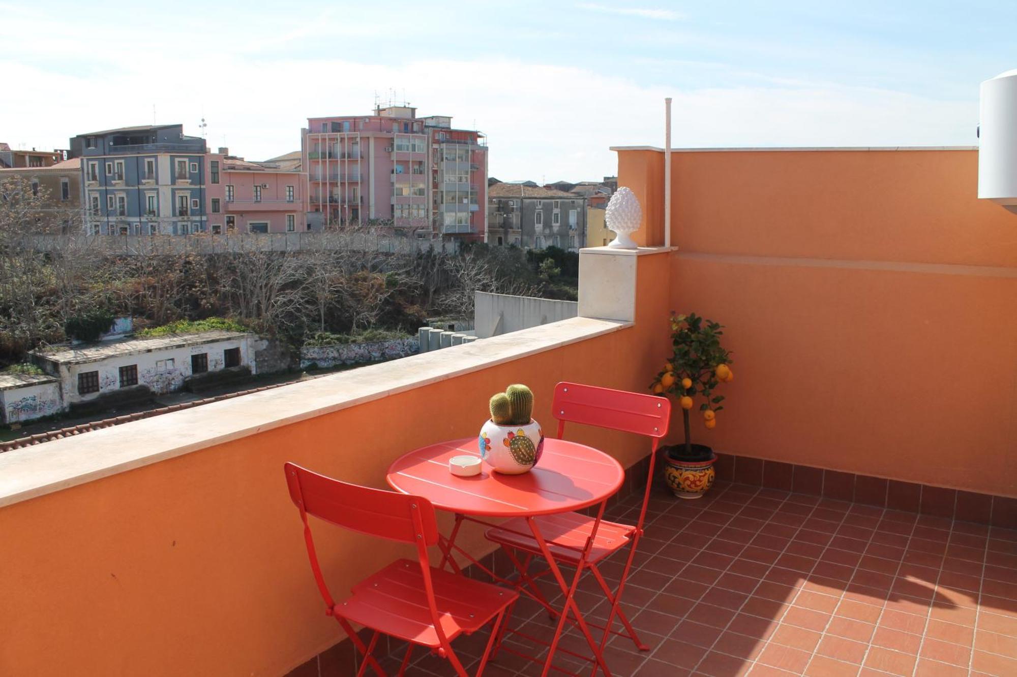 Donna Luisa-Catania Charming Apartment Екстериор снимка